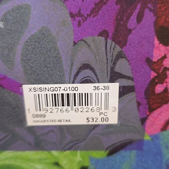 Hysteria by Happy Socks - Frida Crew Socks in Silky Viscose​​ - Picture 11 of 12